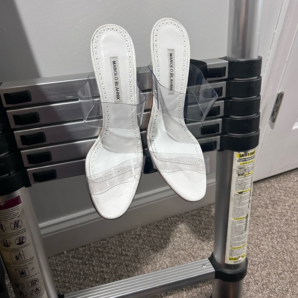 Manolo Blahnik White Slides with Clear Vinyl Straps - Picture 4 of 5